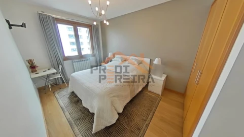 Apartamento T4 para Venda em Loures