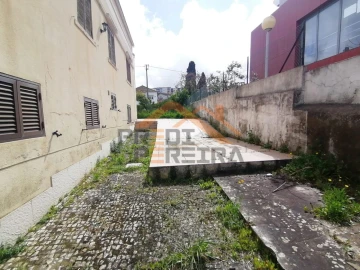 Moradia T7 para Venda em Loures