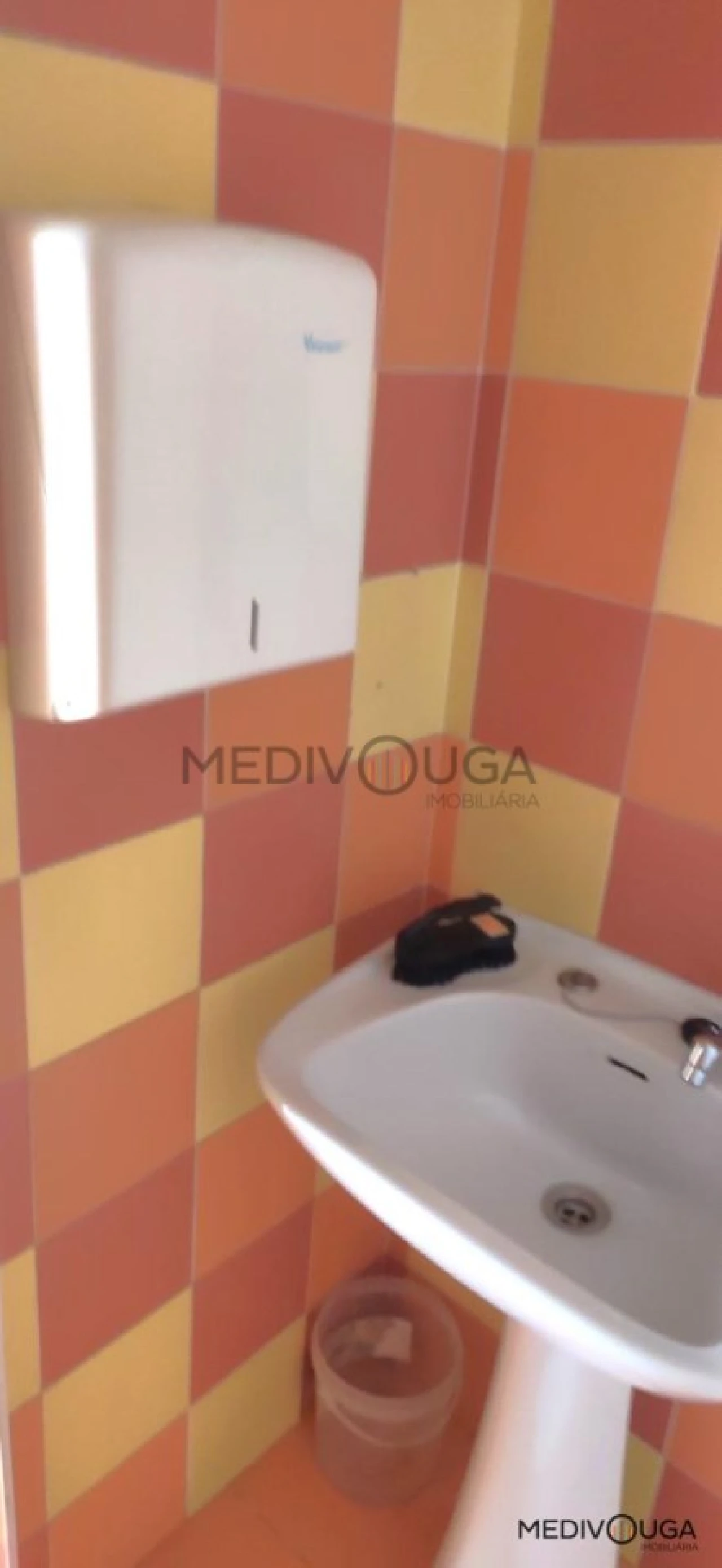 Loja para Arrendamento em Águeda e Borralha Foto 5