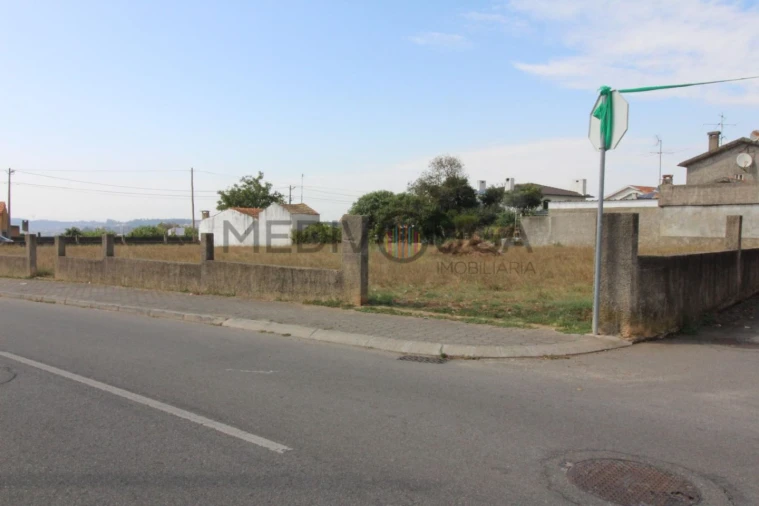 Terreno para Venda em Águeda e Borralha Foto 4