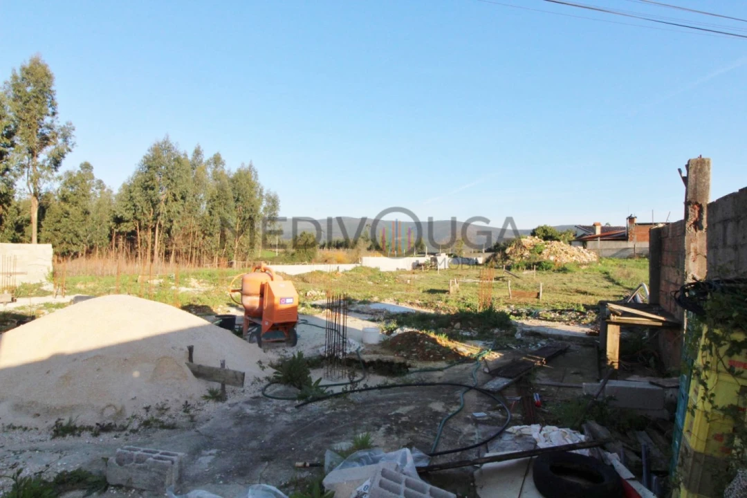 Terreno para Venda em Águeda e Borralha Foto 3