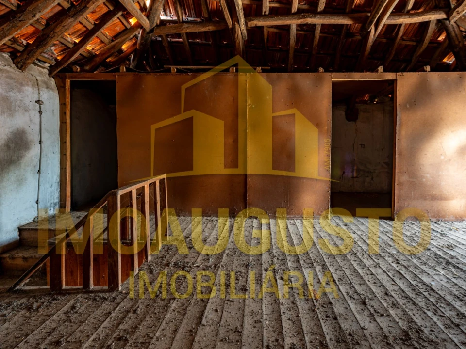 Moradia T2 para Venda em Castelo Mendo, Ade, Monteperobolso e Mesquitela Foto 11