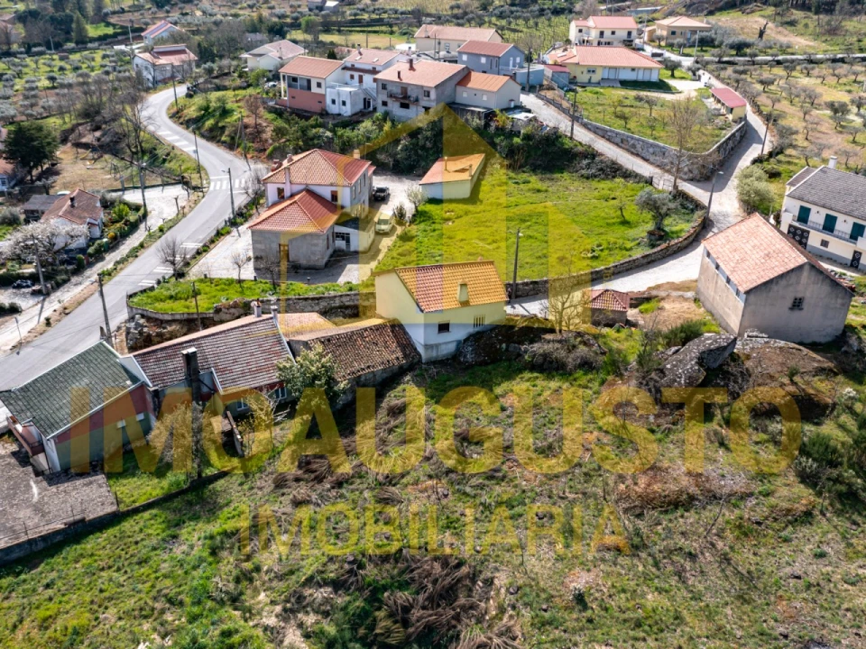 Moradia T2 para Venda em Alverca da Beira/Bouça Cova Foto 3