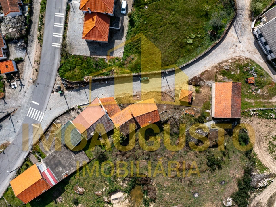 Moradia T2 para Venda em Alverca da Beira/Bouça Cova Foto 4