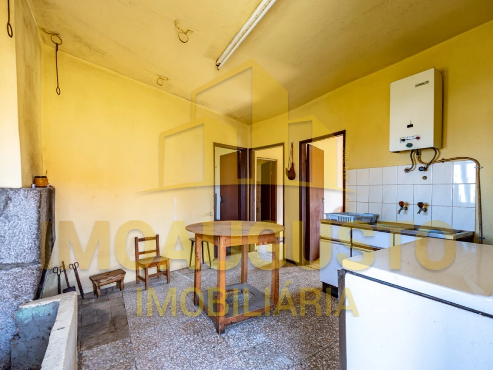 Moradia T2 para Venda em Alverca da Beira/Bouça Cova Foto 6