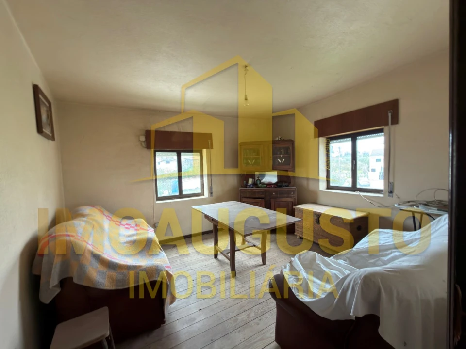 Moradia T2 para Venda em Alverca da Beira/Bouça Cova Foto 6