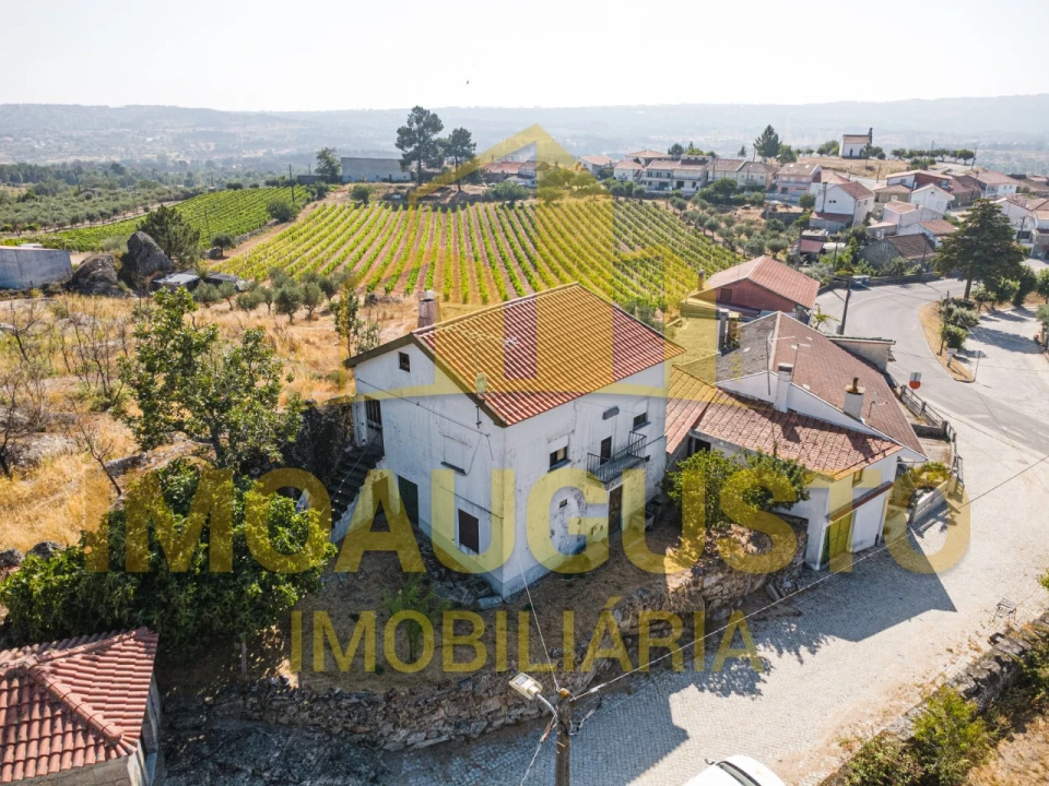 Moradia T2 para Venda em Alverca da Beira/Bouça Cova Foto 3