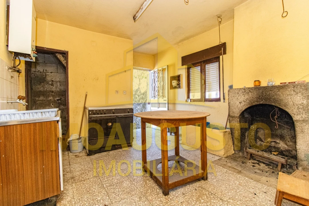 Moradia T2 para Venda em Alverca da Beira/Bouça Cova Foto 4