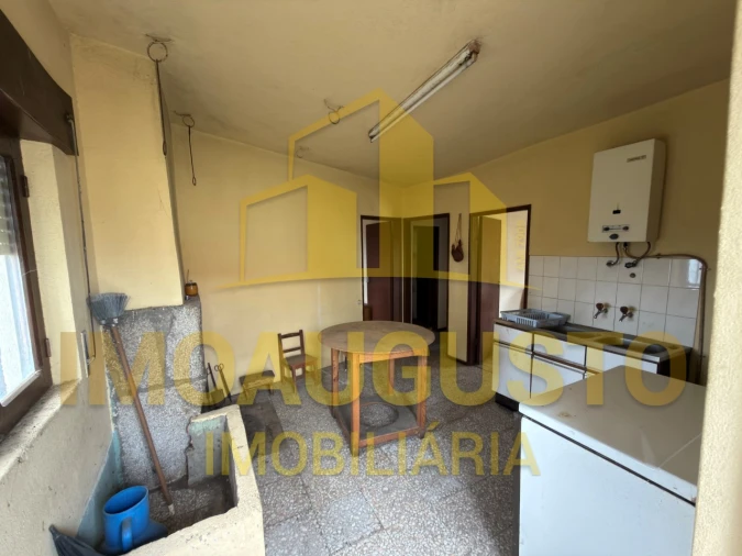 Moradia T2 para Venda em Alverca da Beira/Bouça Cova Foto 4