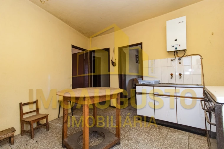 Moradia T2 para Venda em Alverca da Beira/Bouça Cova Foto 5