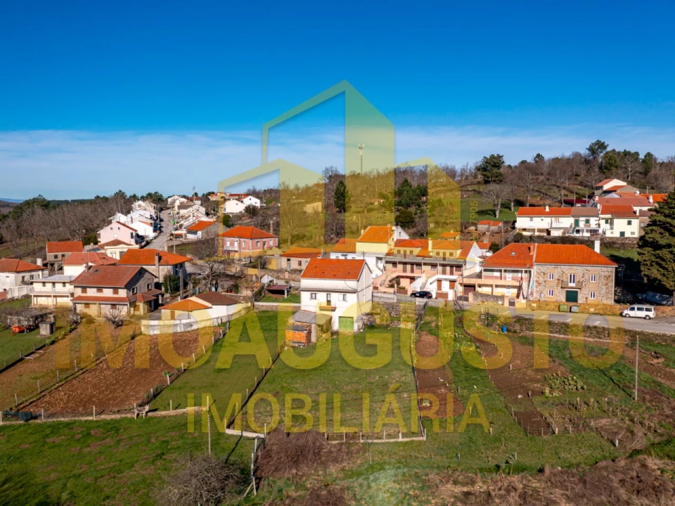 Moradia T4 para Venda em Vale de Espinho Foto 4