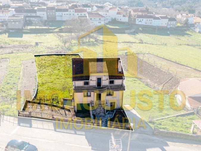 Moradia T4 para Venda em Vale de Espinho Foto 2