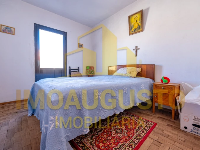 Moradia T4 para Venda em Vale de Espinho Foto 13