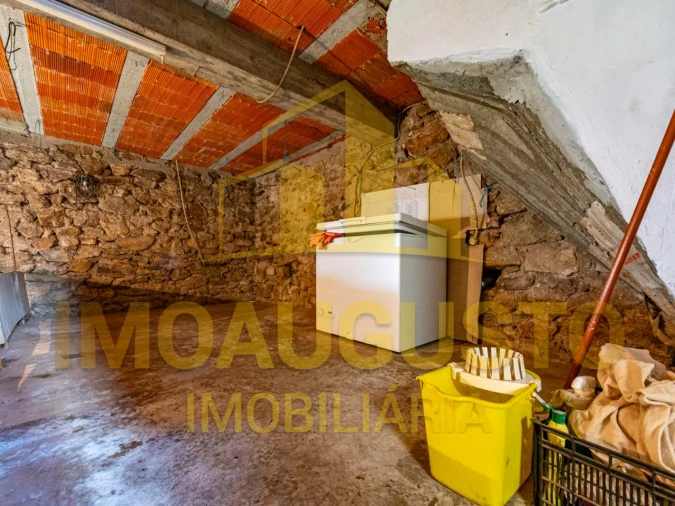 Moradia T4 para Venda em Vale de Espinho Foto 17