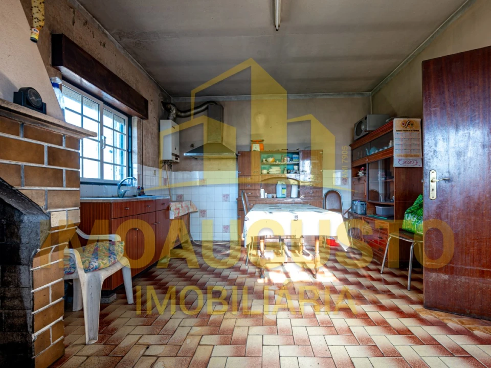 Moradia T2 para Venda em Sobral Pichorro e Fuinhas Foto 4