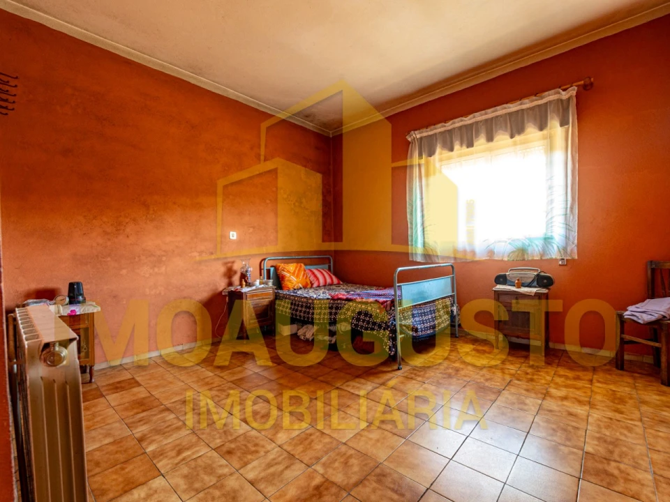 Moradia T2 para Venda em Sobral Pichorro e Fuinhas Foto 7