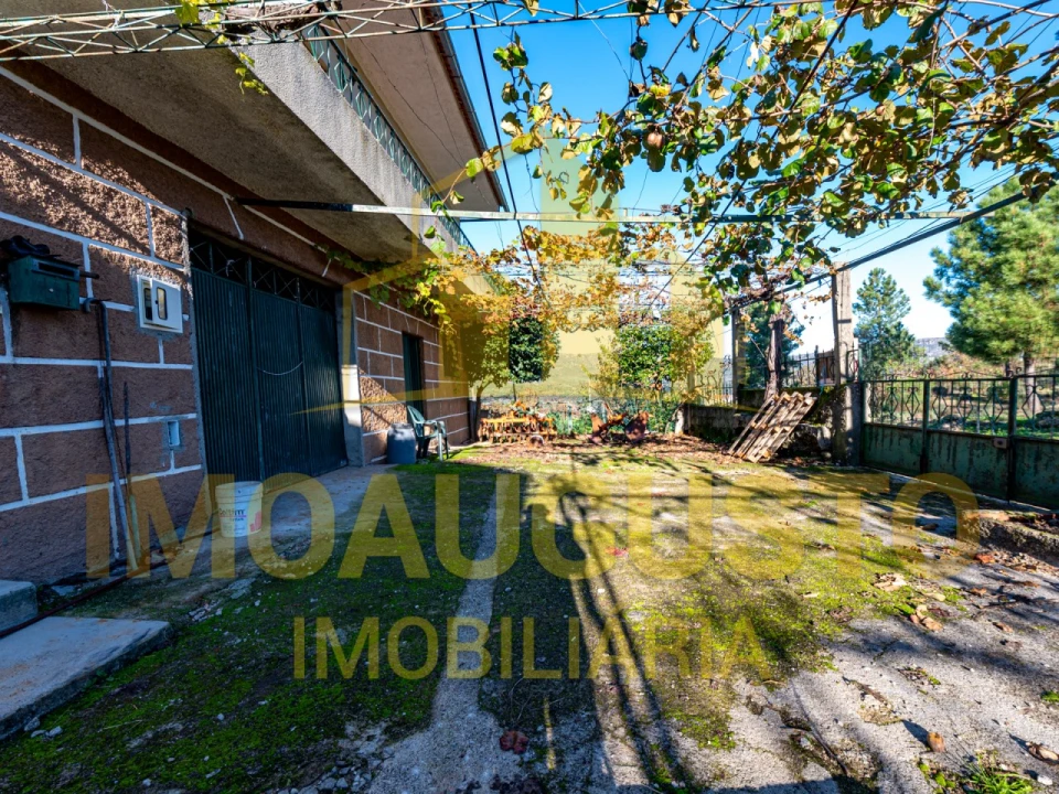 Moradia T2 para Venda em Sobral Pichorro e Fuinhas Foto 14