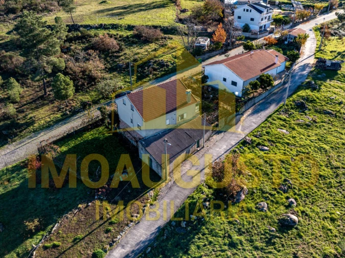 Moradia T2 para Venda em Sobral Pichorro e Fuinhas Foto 2