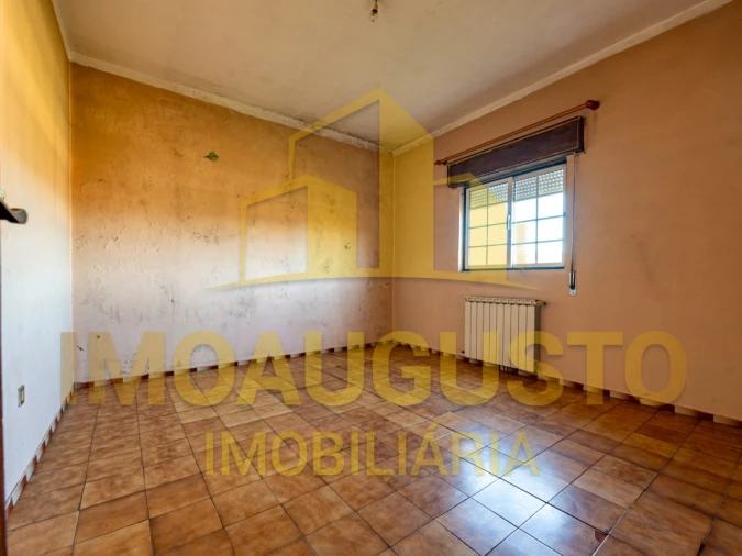 Moradia T2 para Venda em Sobral Pichorro e Fuinhas Foto 8