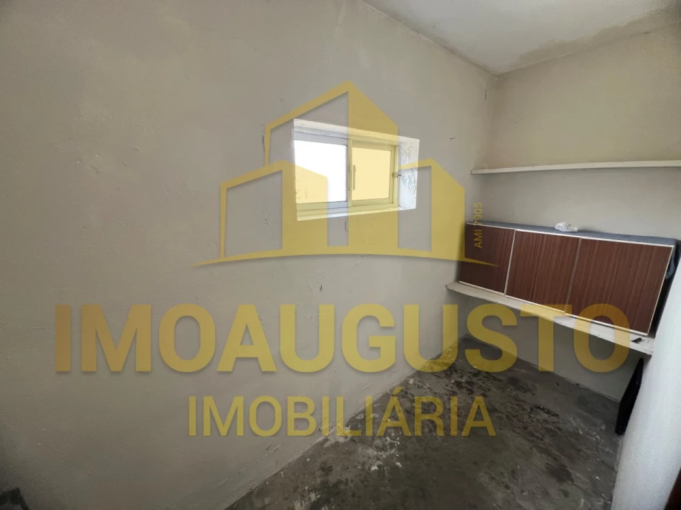 Moradia T2 para Venda em Souro Pires Foto 5