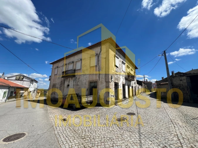 Moradia T4 para Venda em Vale da Mula Foto 2