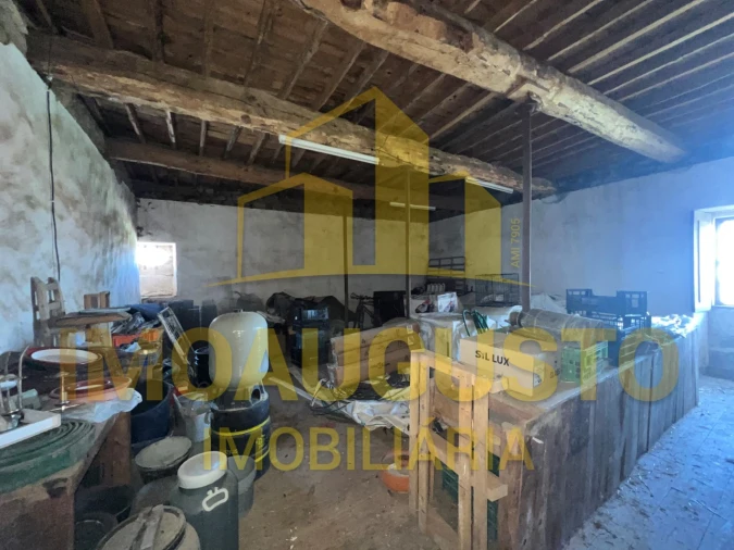 Moradia T4 para Venda em Vale da Mula Foto 14