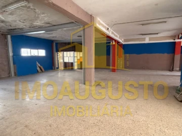 Loja para Venda em Guarda