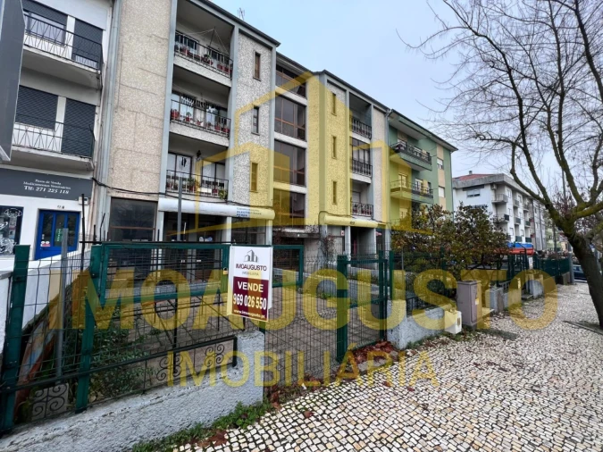 Loja para Venda em Guarda