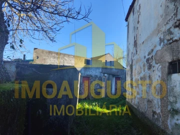 Moradia T3 para Venda em Guarda