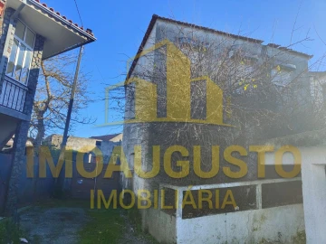 Moradia T3 para Venda em Guarda