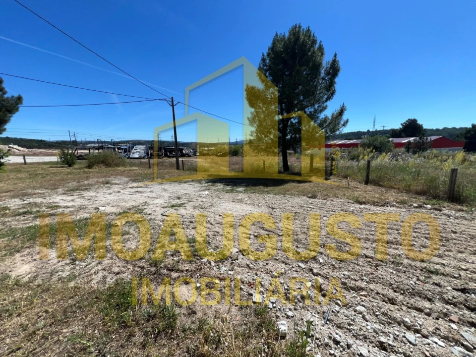 Armazém para Arrendamento em Forno Telheiro Foto 10