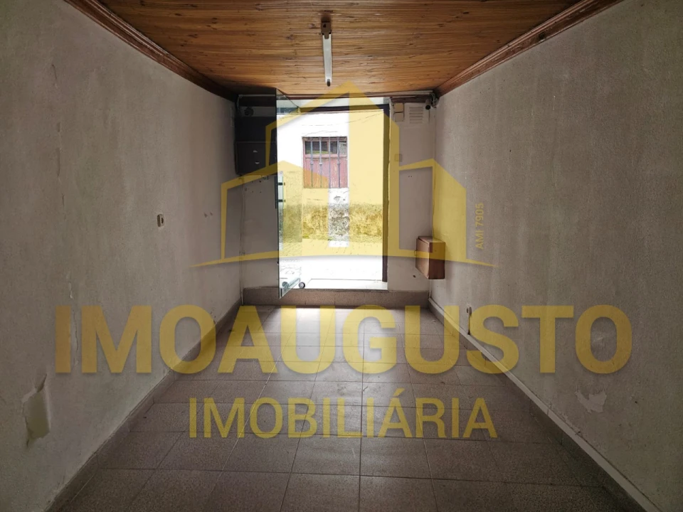 Loja para Arrendamento em Guarda Foto 4