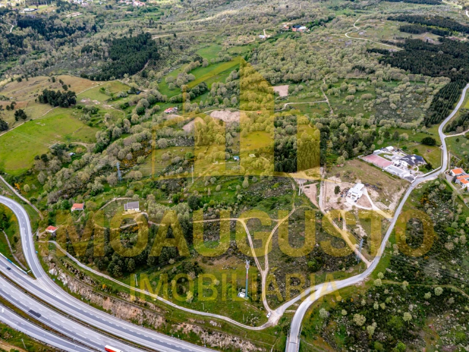 Terreno para Venda em Arrifana Foto 2