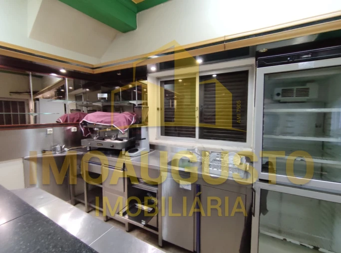 Moradia T3 para Venda em Pinzio Foto 5