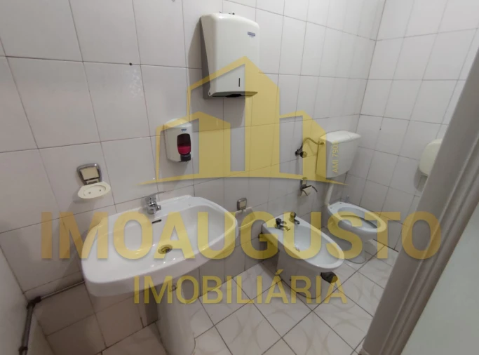 Moradia T3 para Venda em Pinzio Foto 13