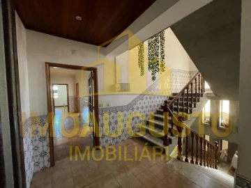 Moradia T4 para Venda em Guarda