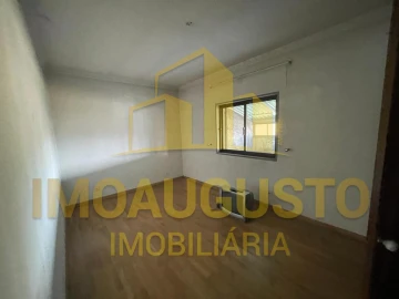 Moradia T4 para Venda em Guarda