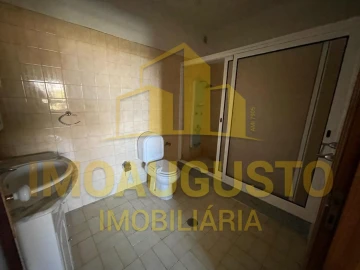 Moradia T4 para Venda em Guarda