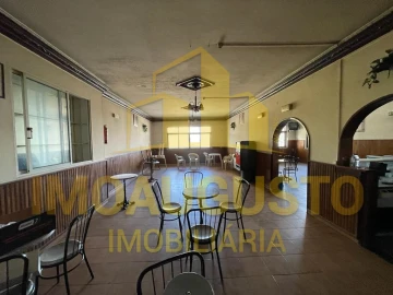 Moradia T4 para Venda em Guarda