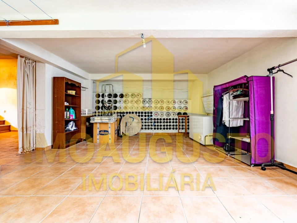 Moradia T3 para Venda em Vila Cova a Coelheira Foto 27