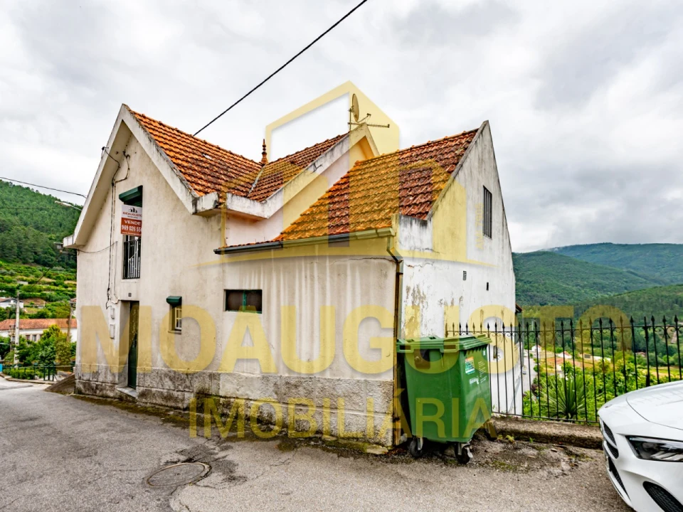 Moradia T3 para Venda em Vila Cova a Coelheira Foto 28