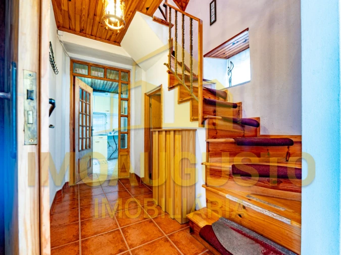 Moradia T3 para Venda em Vila Cova a Coelheira Foto 18