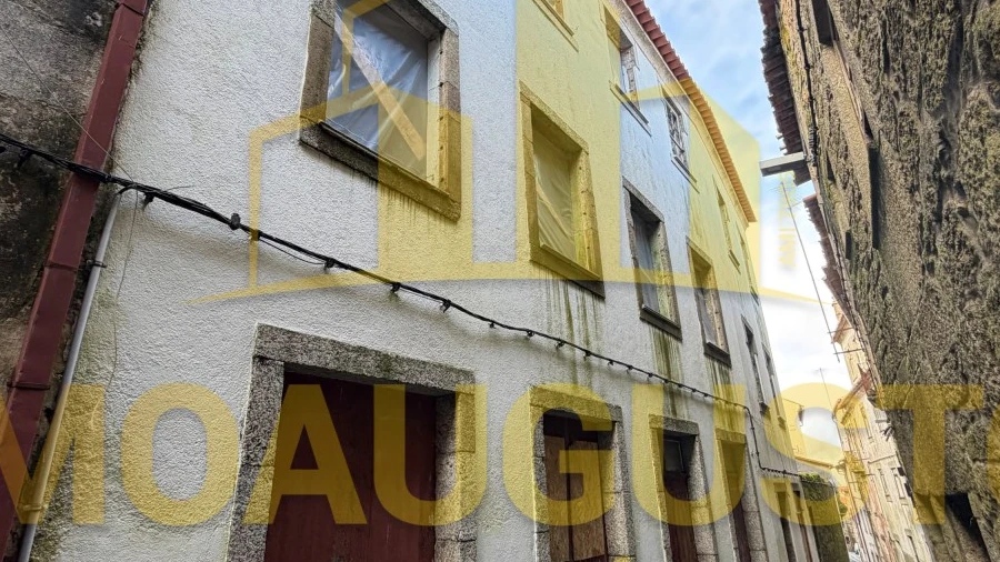Prédio para Venda em Guarda