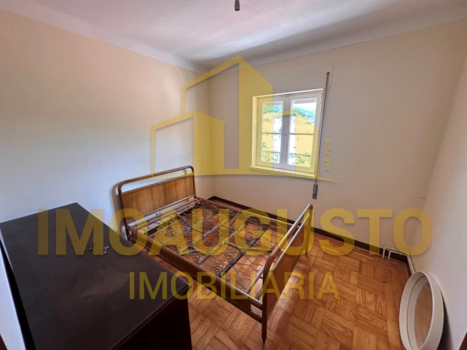 Moradia T4 para Venda em Manteigas (São Pedro) Foto 13