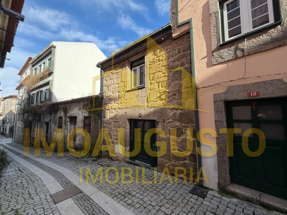 Moradia T1 para Venda em Guarda Foto 2