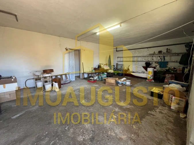 Moradia T4 para Venda em Castanheira Foto 11