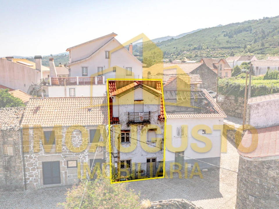 Moradia T2 para Venda em Melo e Nabais Foto 1