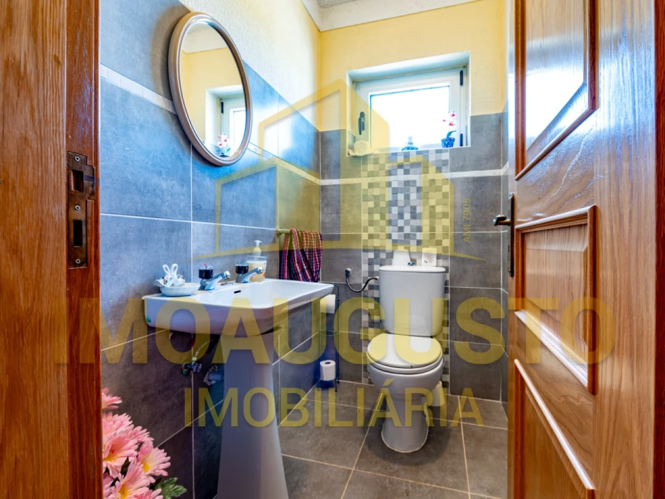 Moradia T5 para Venda em Vermiosa Foto 23