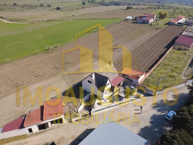 Moradia T5 para Venda em Vermiosa Foto 2