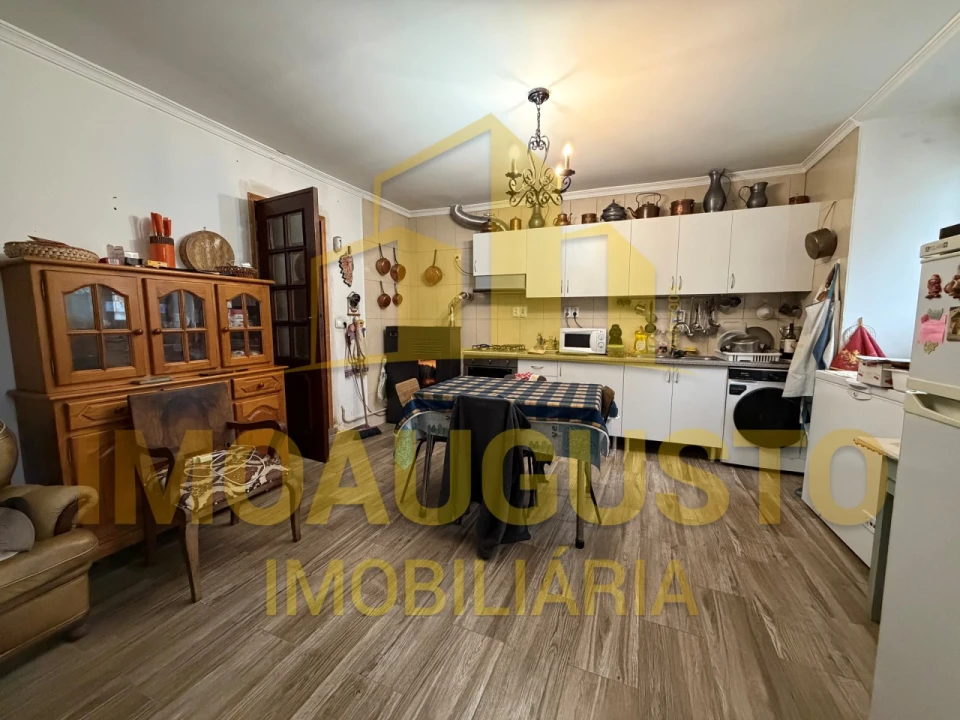 Moradia T6 para Venda em Freixeda Torrão, Quintã Pêro Martins, Penha Águia Foto 3